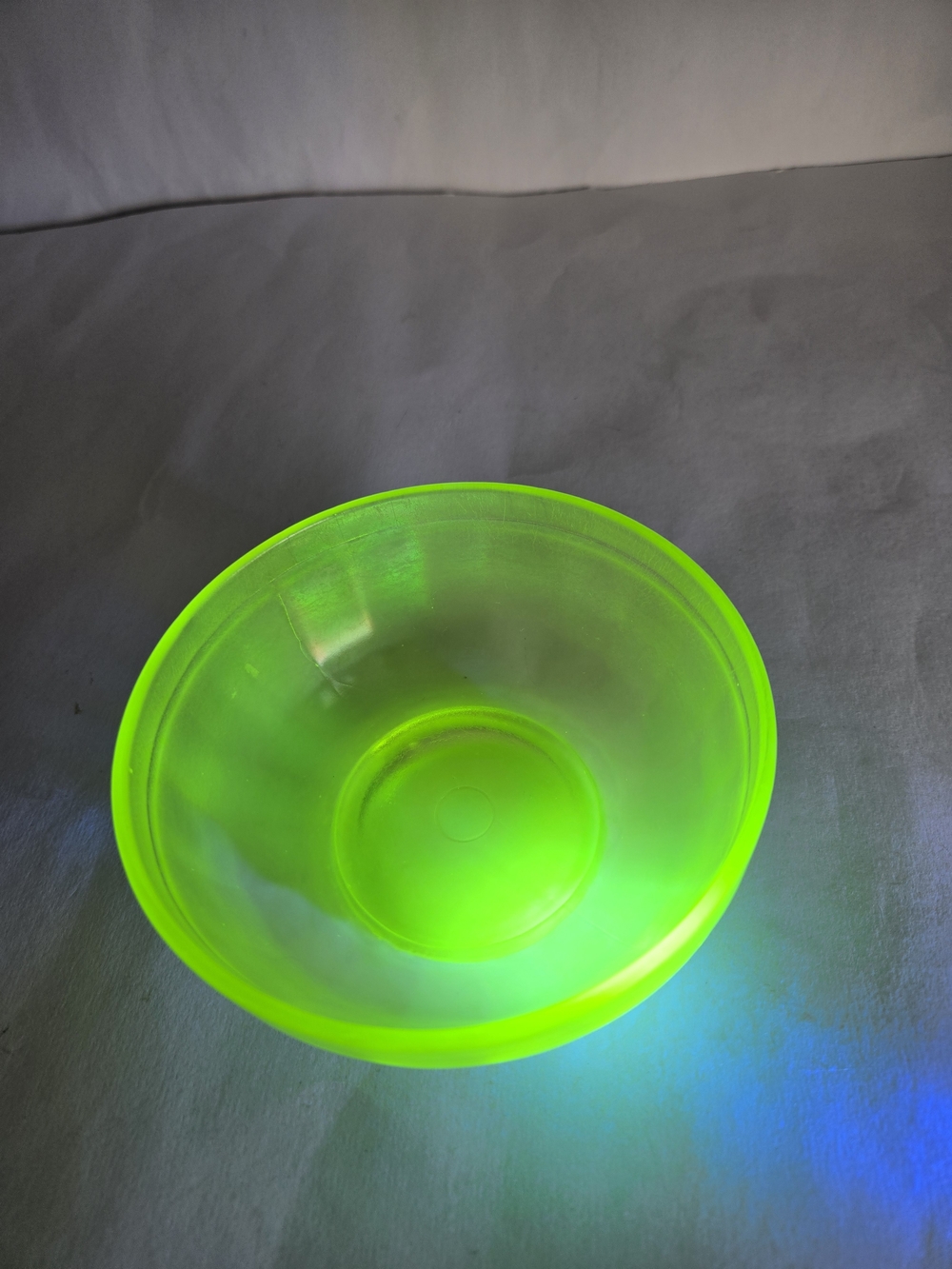 Vaseline Satin Glass Berry Bowl - Bright Green Glow , Uranium
